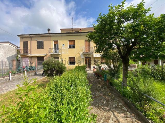 Casa in vendita a Casa il Romito, Ziano Piacentino