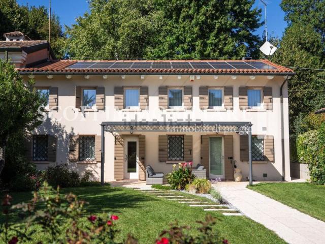 Casa in vendita a Castelfranco Veneto, Veneto
