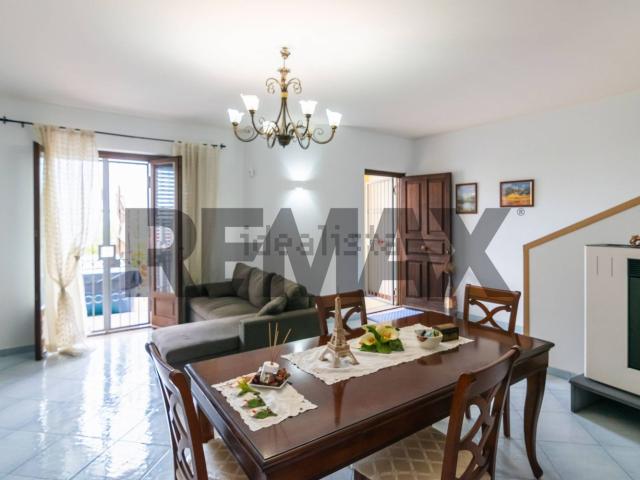 Casa in vendita a San Giovanni Bosco, Acireale