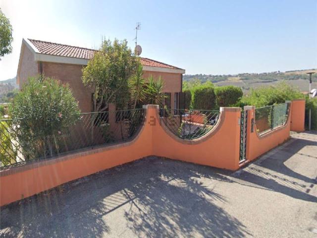 Casa in vendita a Marche, Ancona