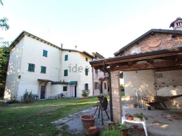 Casa in vendita a Unione dei comuni Valli del Reno, Lavino e Samoggia, Bazzano