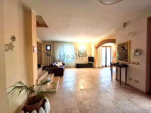 Casa in vendita a Sud-Ovest, Brenzone