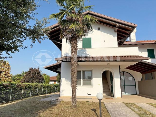 Casa in vendita a Roveredo in Piano / Lavorêt, Roveredo in Piano