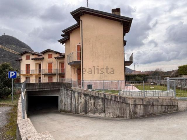 Casa in vendita a Badia Calavena, Veneto