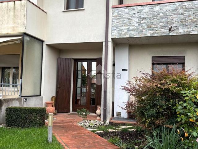 Casa in vendita a Fonte, Riese Pio X