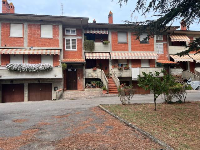 Casa in vendita a Civitella in Val di Chiana, Albergo