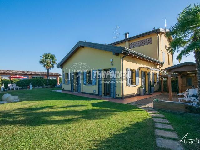 Casa in vendita a Crocetta-San Lazzaro-Modena Est, Modena