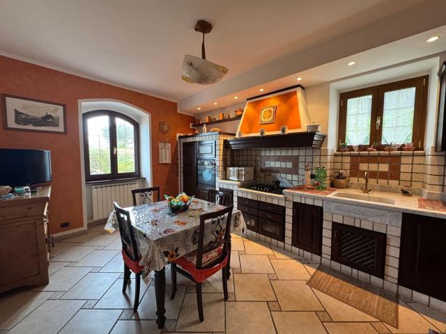 Casa in vendita a Unione di comuni Montana Lunigiana, Fivizzano