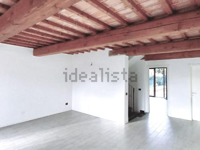 Casa in vendita a Fontanelle, Prato