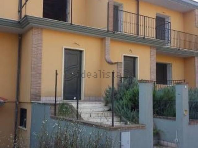 Casa in vendita a Rotondi, Campania