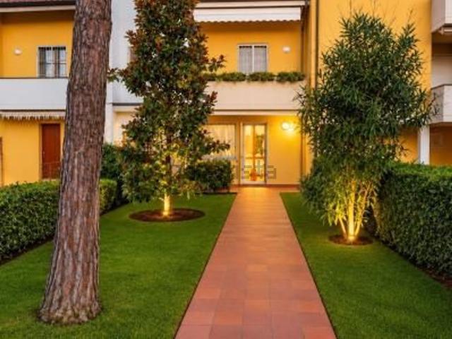 Casa in vendita a Pinarella di Cervia, Cervia