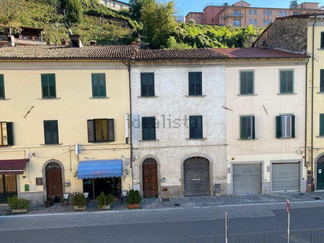 Casa in vendita a Unione Comuni Garfagnana, Castelnuovo Di Garfagnana