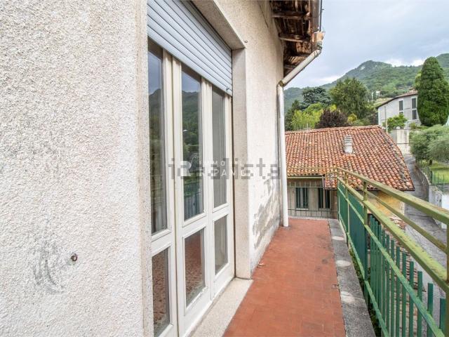 Casa in vendita a Roncaccio, Galbiate