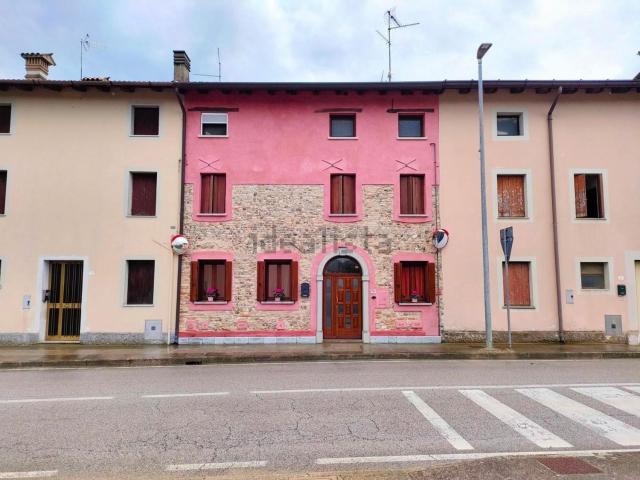Casa in vendita a Morsano di Strada / Morsan di Strade, Castions di Strada / Cjasteons di Strade