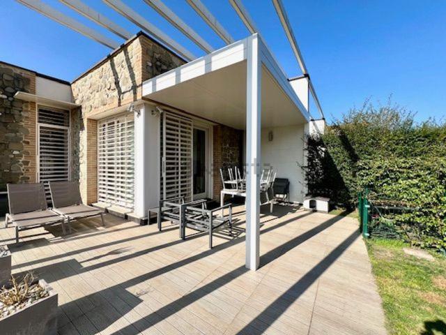 Casa in vendita a Rivoltella del Garda, Desenzano Del Garda