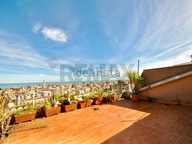 Casa in vendita a Pescara Colli, Pescara