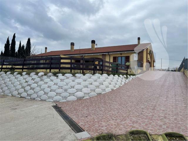 Casa in vendita a Marche, Ancona