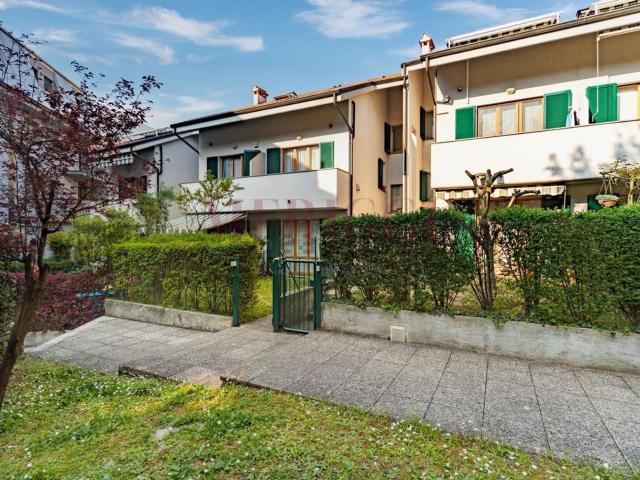 Casa in vendita a Foppenico, Calolziocorte