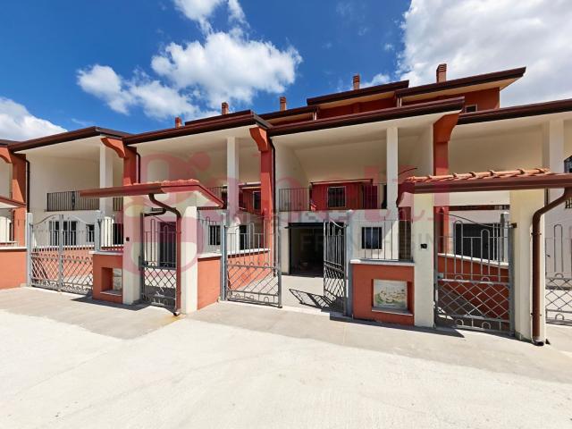 Casa in vendita a Guardia Sanframondi, Campania