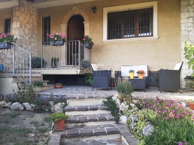 Casa in vendita a Avezzano, Abruzzo