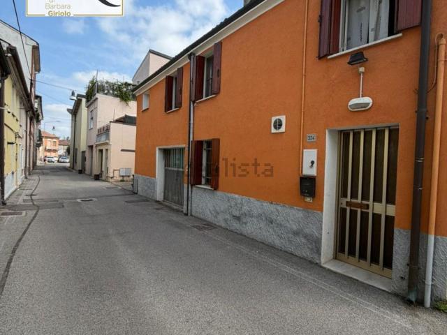 Casa in vendita a Badia Polesine, Veneto