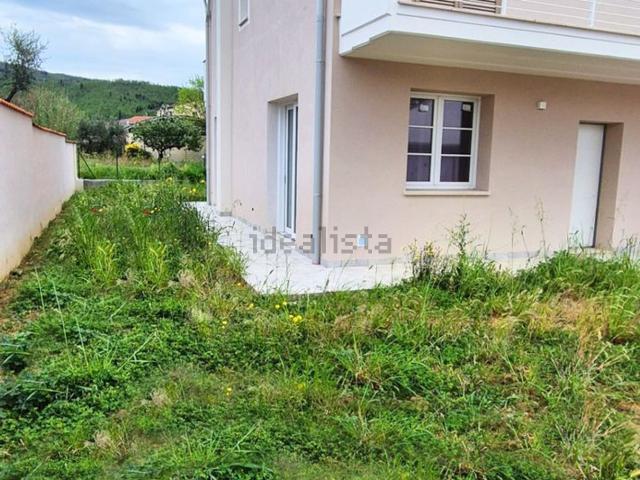 Casa in vendita a Montale Alto, Montale