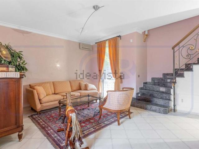 Casa in vendita a Santa Maria Rossa, Garbagnate Milanese