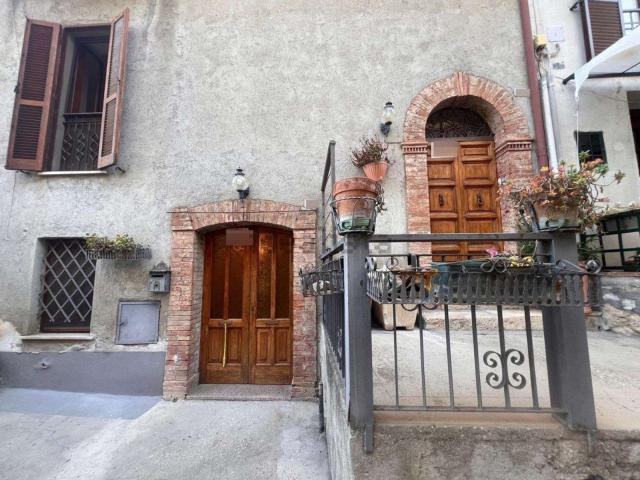 Casa in vendita a Vigne, Narni