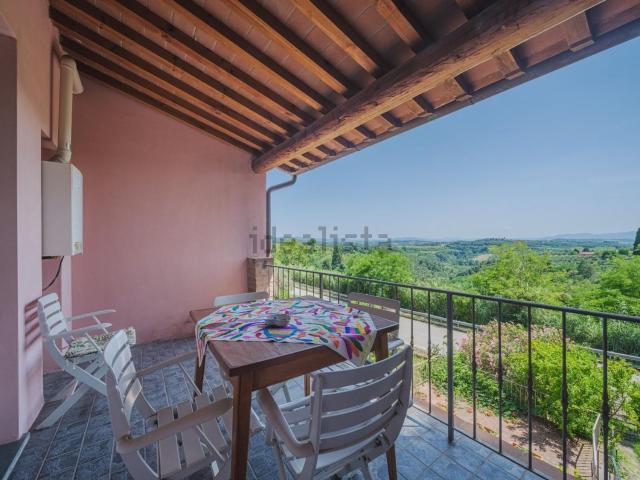 Casa in vendita a Legoli, Toscana