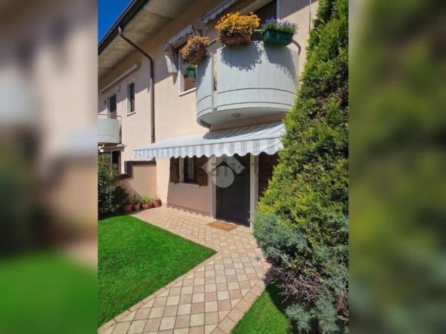 Casa in vendita a Castel D'azzano, Veneto