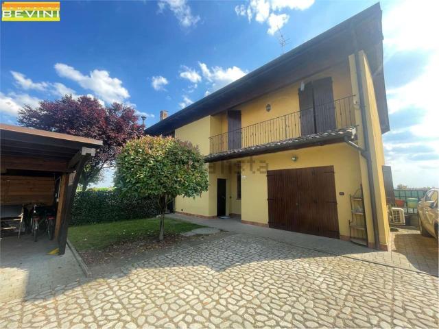 Casa in vendita a Modena, Albareto