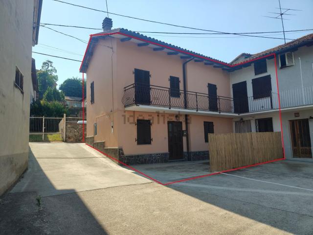 Casa in vendita a Piemonte, Asti