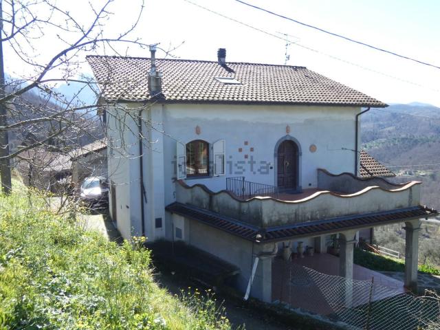 Casa in vendita a Unione di comuni Montana Lunigiana, Fivizzano