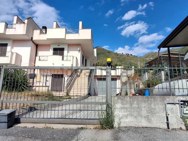 Casa in vendita a Calabria, Cosenza