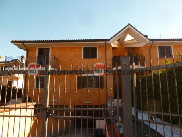 Casa in vendita a Oricola, Abruzzo