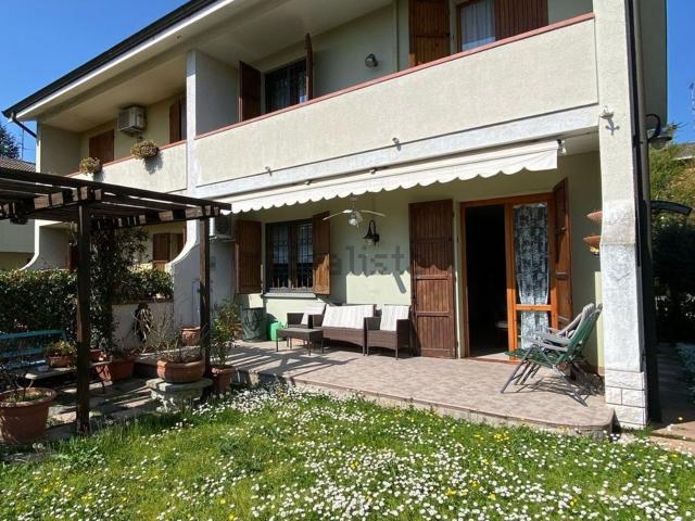 Casa in vendita a Unione dei comuni del Distretto Ceramico, Sassuolo
