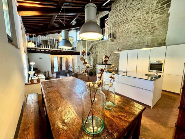 Casa in vendita a Figline e Incisa Valdarno, Figline Valdarno
