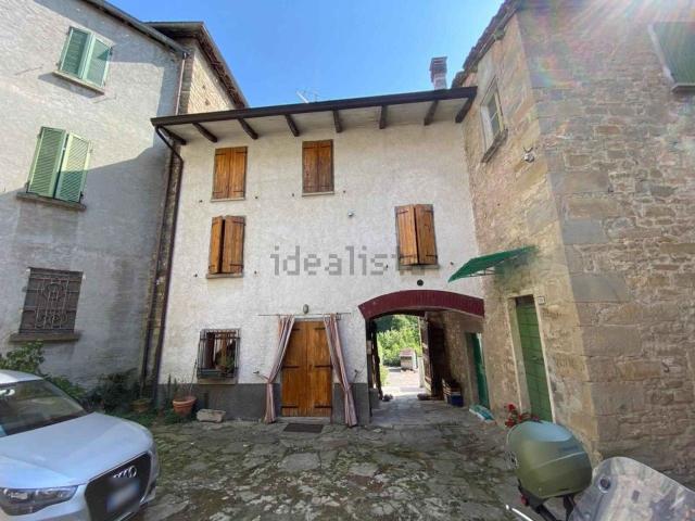 Casa in vendita a Appennino Reggiano, Re