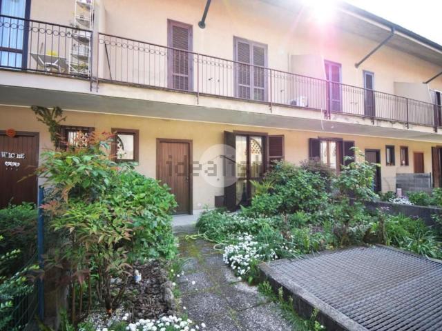Casa in vendita a Agrate Brianza, Lombardia