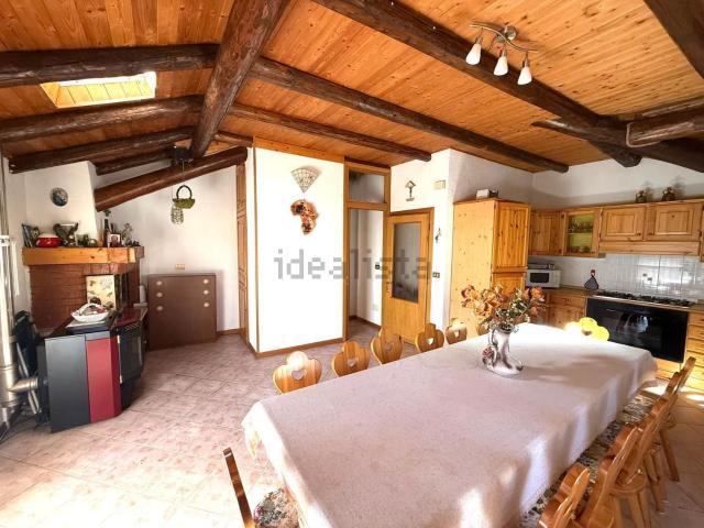 Casa in vendita a Enego, Veneto