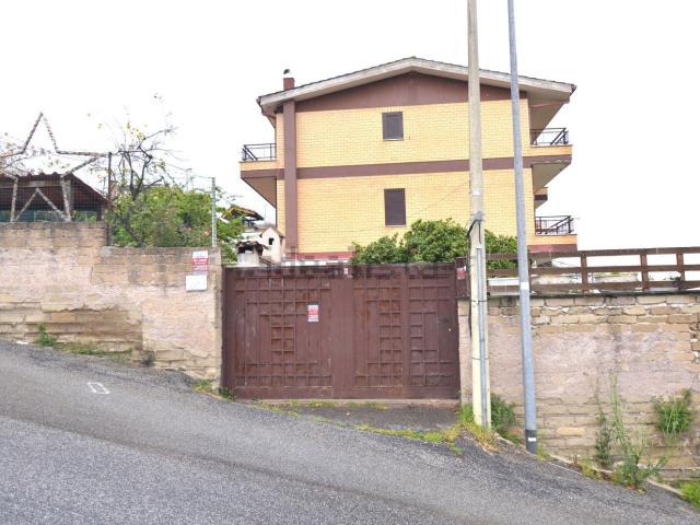 Casa in vendita a Municipio Roma XI, Roma Capitale