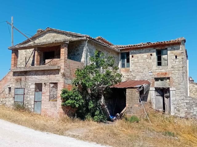Casa in vendita a Avigliano Umbro, Umbria