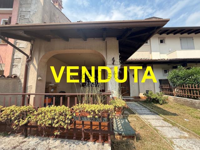 Casa in vendita a Prevalle, Lombardia