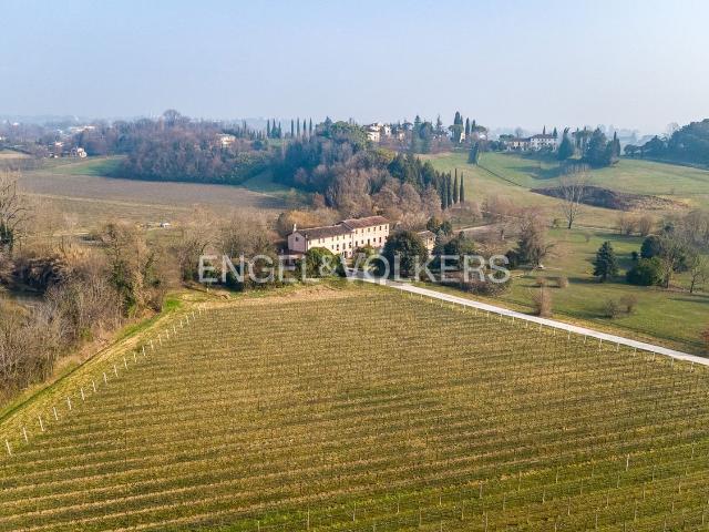 Casa in vendita a Conegliano, Veneto