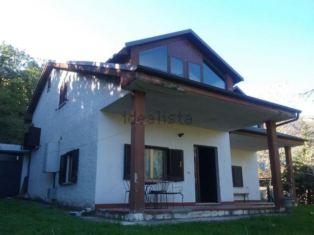 Casa in vendita a Marche, Macerata