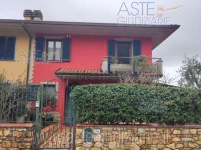 Casa in vendita a Pozzarello, Montevettolini