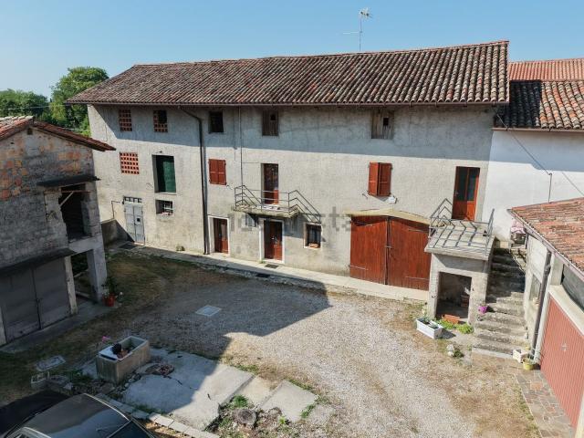 Casa in vendita a Moruzzo, Friuli-Venezia Giulia