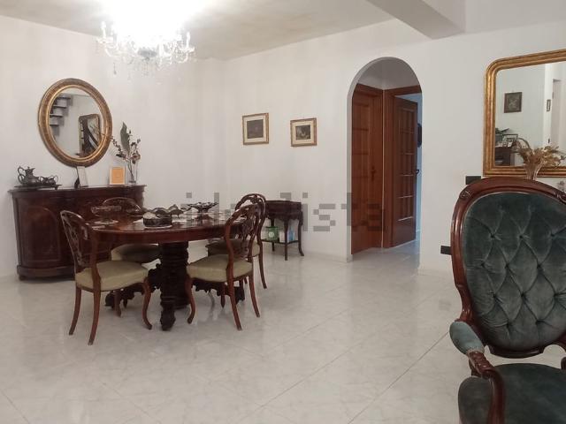 Casa in vendita a Sperone, Messina