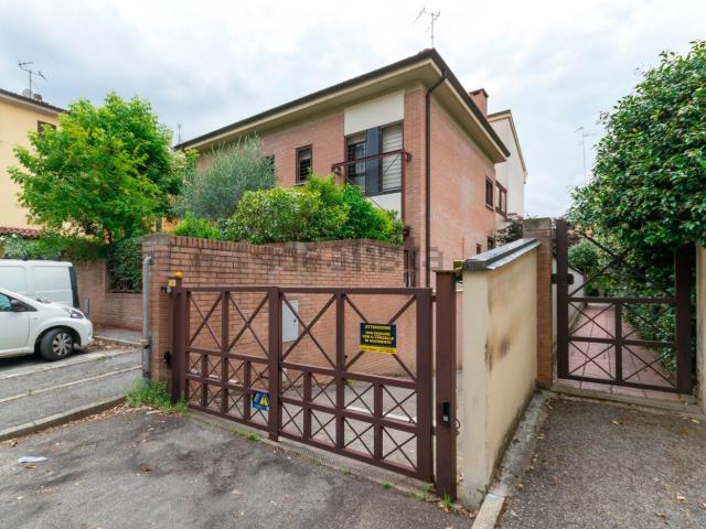 Casa in vendita a Fossolo, Bologna