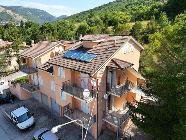 Casa in vendita a Marche, Macerata